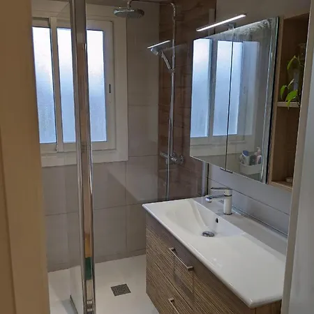 Lovely With Swimming Pool Apartamento Antibes