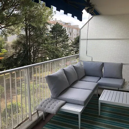 Apartamento Lovely With Swimming Pool *